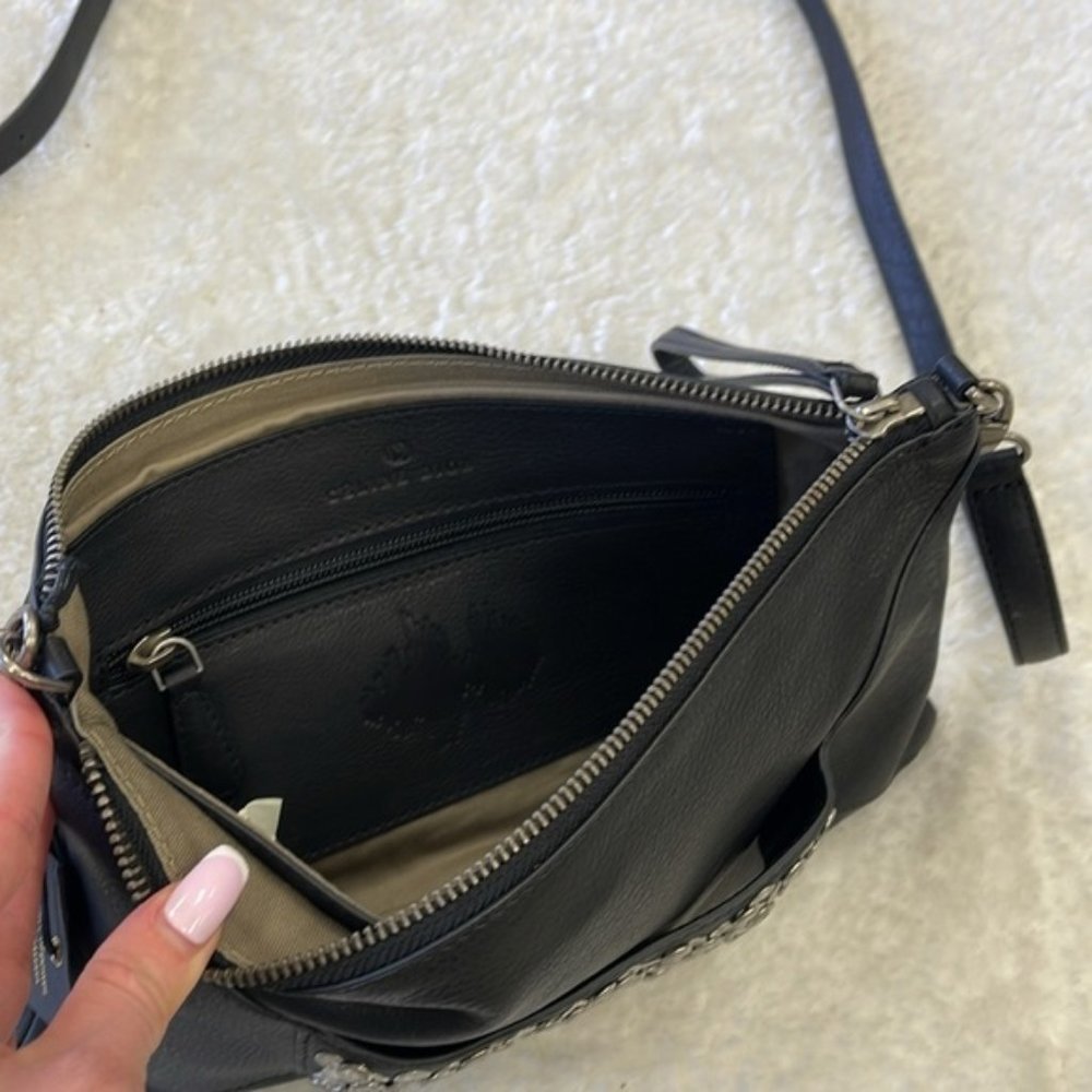 🛍️ Celine Dion Women's Cadence Crossbody Leather Clutch - Picture 10 of 12